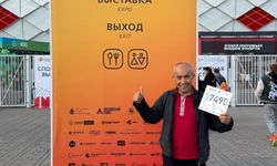77 yaşındaki Demir Adam Ali Bıdı, Moskova Maratonu'nda Türkiye'yi temsil etti