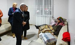 Vali Turan’dan Asırlık Çınar Hashanım Polat’a Ziyaret