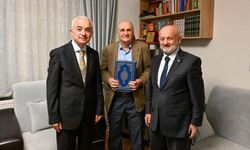 Vali Turan’dan Emekli İmam Şükrü Şahin’e Ziyaret