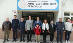 Müdür Altınöz’den Ahmetbey Okullarına Ziyaret