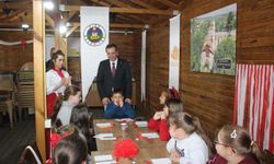 Vize’de Çocuklar Cumhuriyet Bayramı İçin Ayraç Hazırladı
