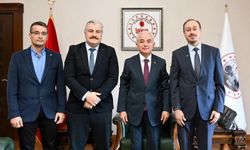 Vali Turan, Türk Telekom’un Yeni İl Müdürü Hatip’i Kabul Etti