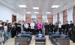 Tıp Fakültesi Öğrencileri İl Sağlık Müdürlüğünü Ziyaret Etti