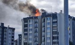 Alev alev yanan binadaki yangın kontrol altında