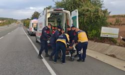 Malkara-Keşan yolunda kamyonet menfeze çarptı: 2 yaralı