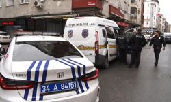 Zeytinburnu’nda esnaf ile haraç şüphelisi arasında silahlı kovalamaca