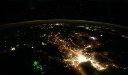 Uzaydan İstanbul'un son hali gece görüntülendi