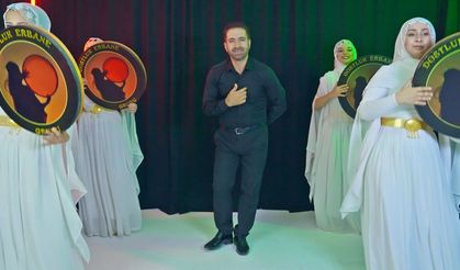 SAMET AKDAĞ HALAY İLE GELDİ