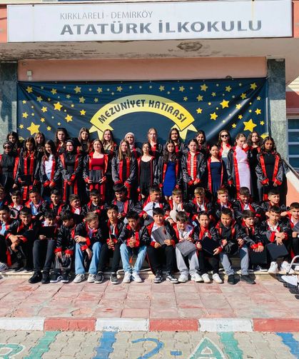 Demirköy’de Mezuniyet Coşkusu