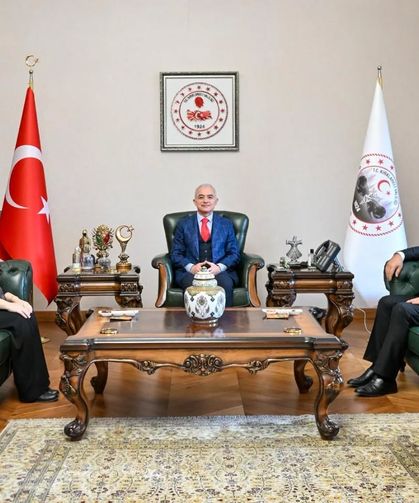 Vali Turan, Misafirlerini Makamında Ağırladı