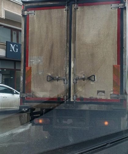 Kısa Süreli Park Trafiği Yavaşlattı