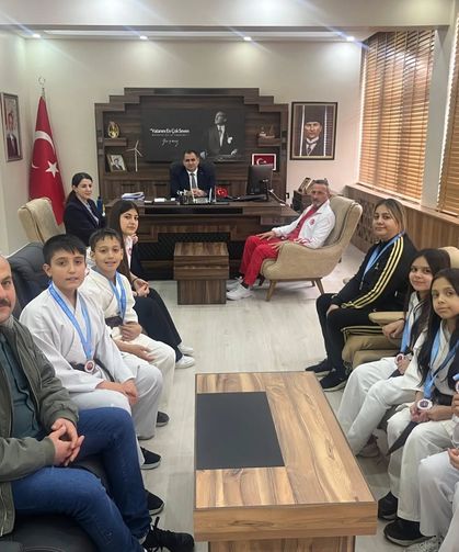 Kaymakam Balaban’dan Şampiyon Sporculara Tebrik