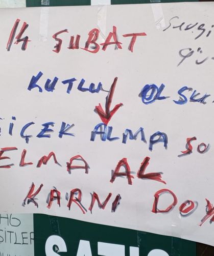 Çiçek Yerine Elma Önerisi: “Karnı Doyar, Esnaf Kazanır”