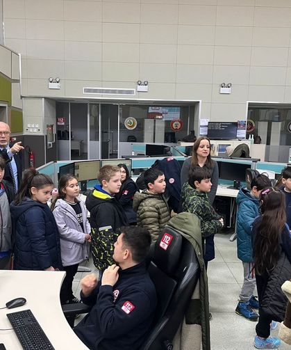 Öğrenciler 112 Acil Çağrı Merkezi’ni ziyaret etti