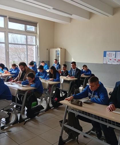 Özderin, Öğrencilerle Okuma Saatinde Buluştu