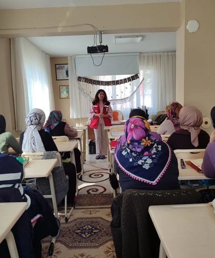 Kadınlar Günü’nde Seminer