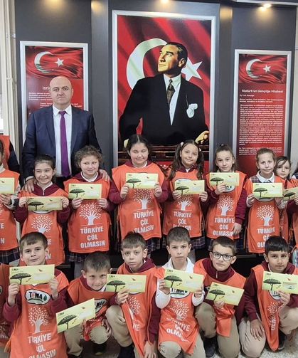 Ahmetbey Cumhuriyet İlkokulu TEMA Gönüllüsü Oldu