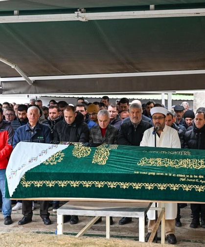 Şehit Annesi Son Yolculuğuna Uğurlandı