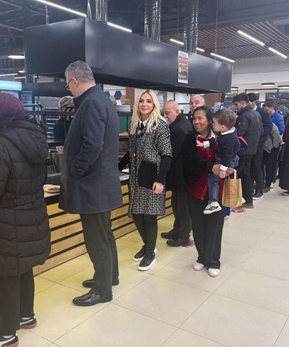 MERVE MERMER VE ASLAN BEBEK'DEN İFTAR YEMEĞİ