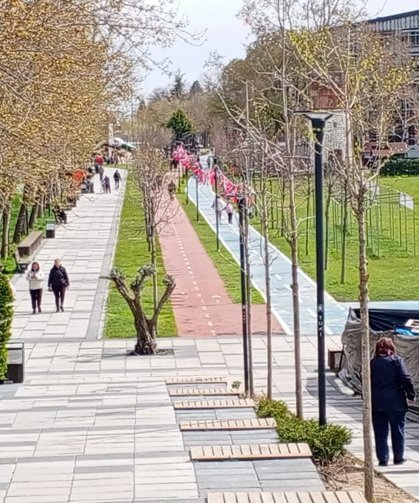 Sıcak Havada Millet Bahçesine Yoğun İlgi