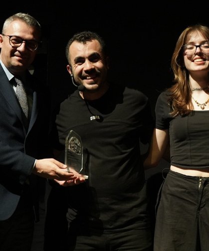 Gölge Oyunu Büyüledi