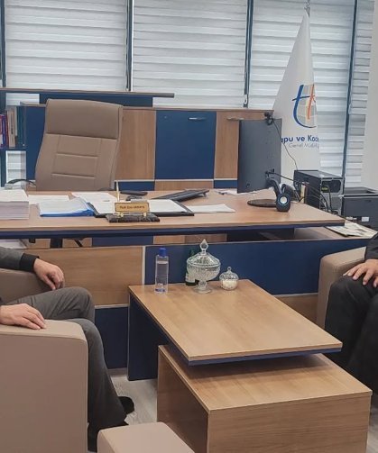 Başkan Arı’dan Kadastro İl Müdürü Akmaya’ya Ziyaret