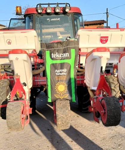 Pehlivanköy’de Ayçiçeği Tohumları Toprakla Buluştu