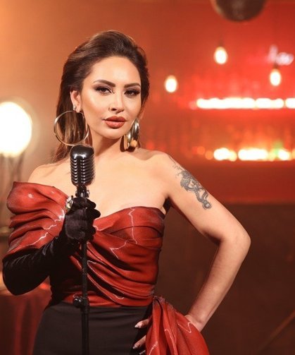 İPEK ÖRS ARABESK ŞARKI YORUMLAMAK BİR AYRICALIKTIR