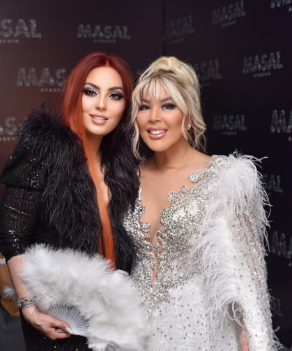 Safiye Soyman'a Masalsı Kostüm