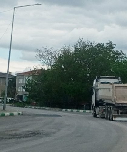 Şehir İçinde Hız Yapan Kamyonlar Endişe Yaratıyor