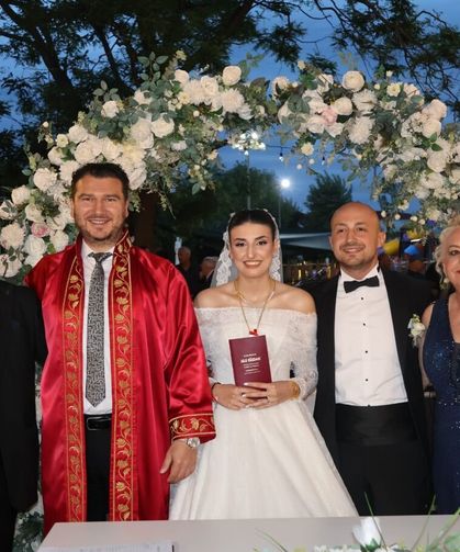 Başkan Yayla Aybike ve Burak’ın Nikahını Kıydı