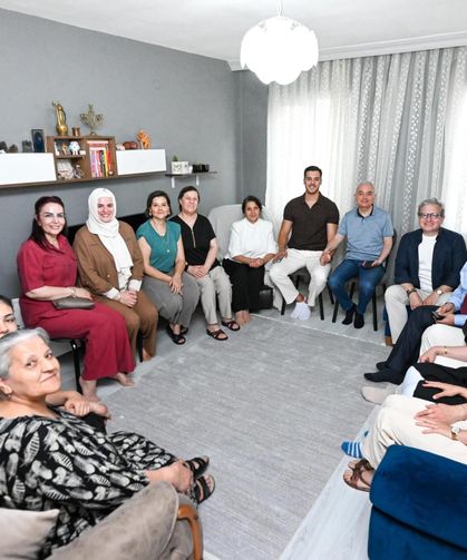 Vali Turan’dan Türkan Yamaner’e Bayram Ziyareti