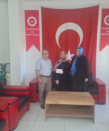 Elanur Altunbey Hafızlık Belgesi Almaya Hak Kazandı