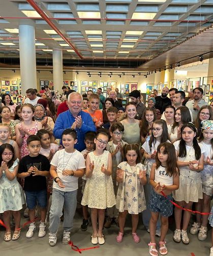 Milletvekili Özkan’dan Yıl Sonu Sergisine Ziyaret