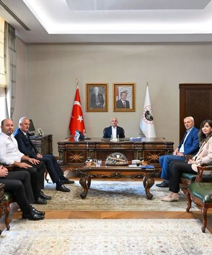 Vali Turan Yeni Seçilen Muhtarları Kabul Etti