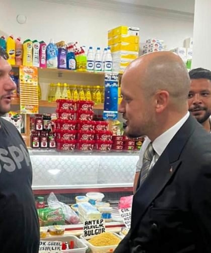 AK Parti Teşkilatından Esnafa Ziyaret