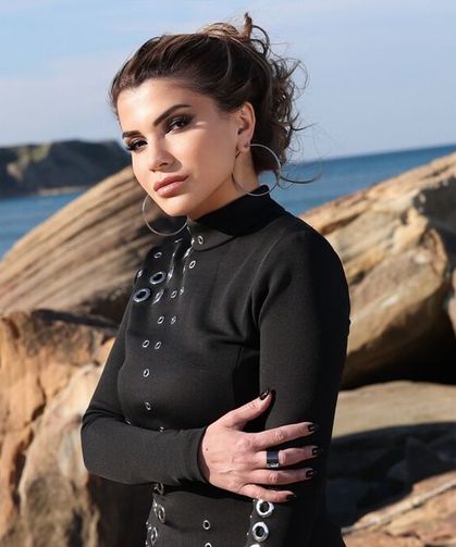 ŞİRA’DAN DİJİTAL ÇAĞIN AŞK MANİFESTOSU: "Bak Konuma!"