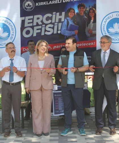 Kırklareli Üniversitesi Tercih Ofisi Kapılarını Açtı