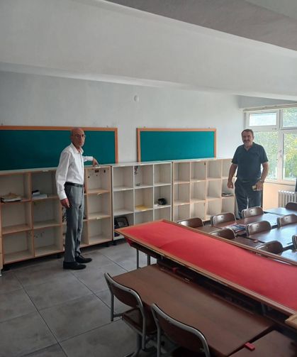 Müdür Akdemir Okullardaki Çalışmaları İnceledi