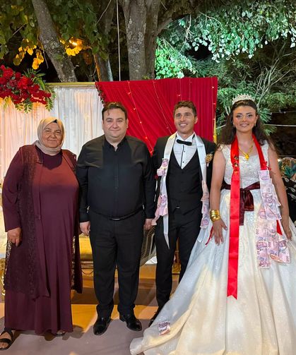 Başkan Gün, Berna ve Özden’in Düğününe Katıldı