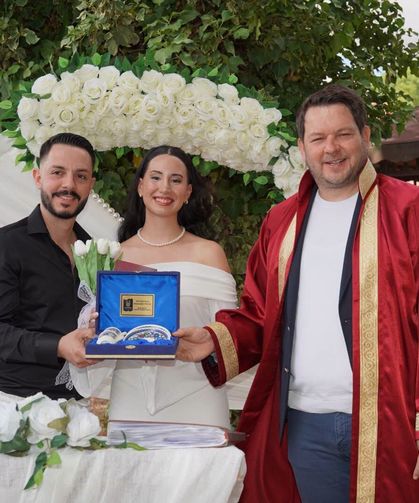 Başkan Talay, Seranay ve Emre Çiftinin Nikâhını Kıydı