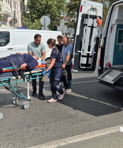 Tekirdağ'da yolun karşısına geçmeye çalışan kadına otomobil çarptı