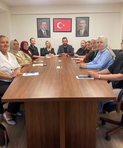 AK Parti Kırklareli’nde Kadın Kolları Çalışmaları Değerlendirildi
