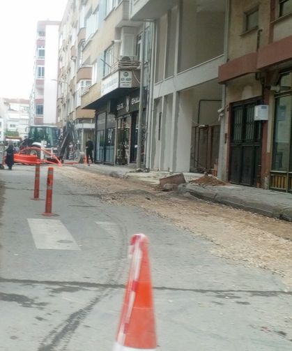 Altyapı Çalışmaları Kentin Farklı Noktalarında Sürüyor