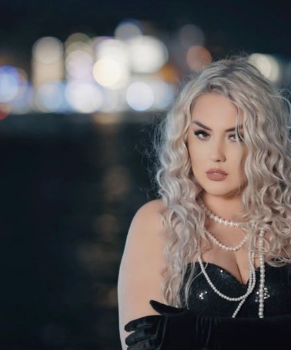 Pınar Kömürcüoğlu’ndan "Ben Bilmesem" Dillerde