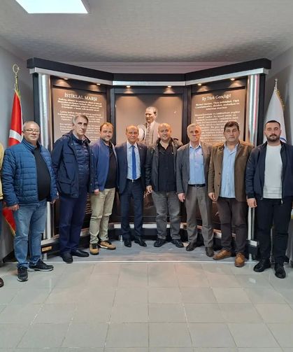 Kırklareli Ticaret Borsası’na Üyelerden Tebrik Ziyareti