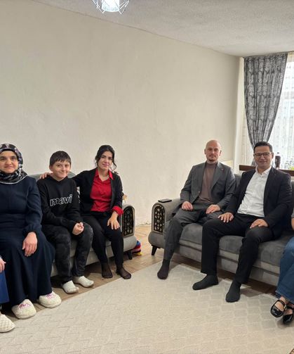 AK Parti Lüleburgaz Teşkilatından Yavuzkurt Ailesine Ziyaret