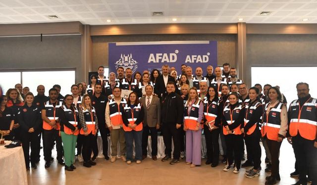 Edirne'de AFAD gönüllüleri sertifikalarını aldı