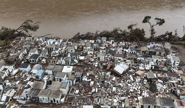 Brezilya'daki sel felaketinde ölü sayısı 143'e yükseldi