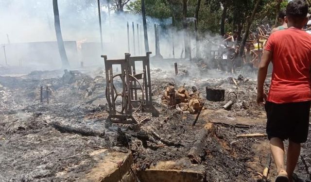 Bangladeş’te mülteci kampındaki yangında 230 barınak kül oldu